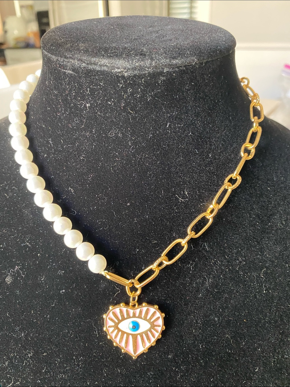 Faux Pearl & Gold Link Necklace with Pink Heart Eye Pendant